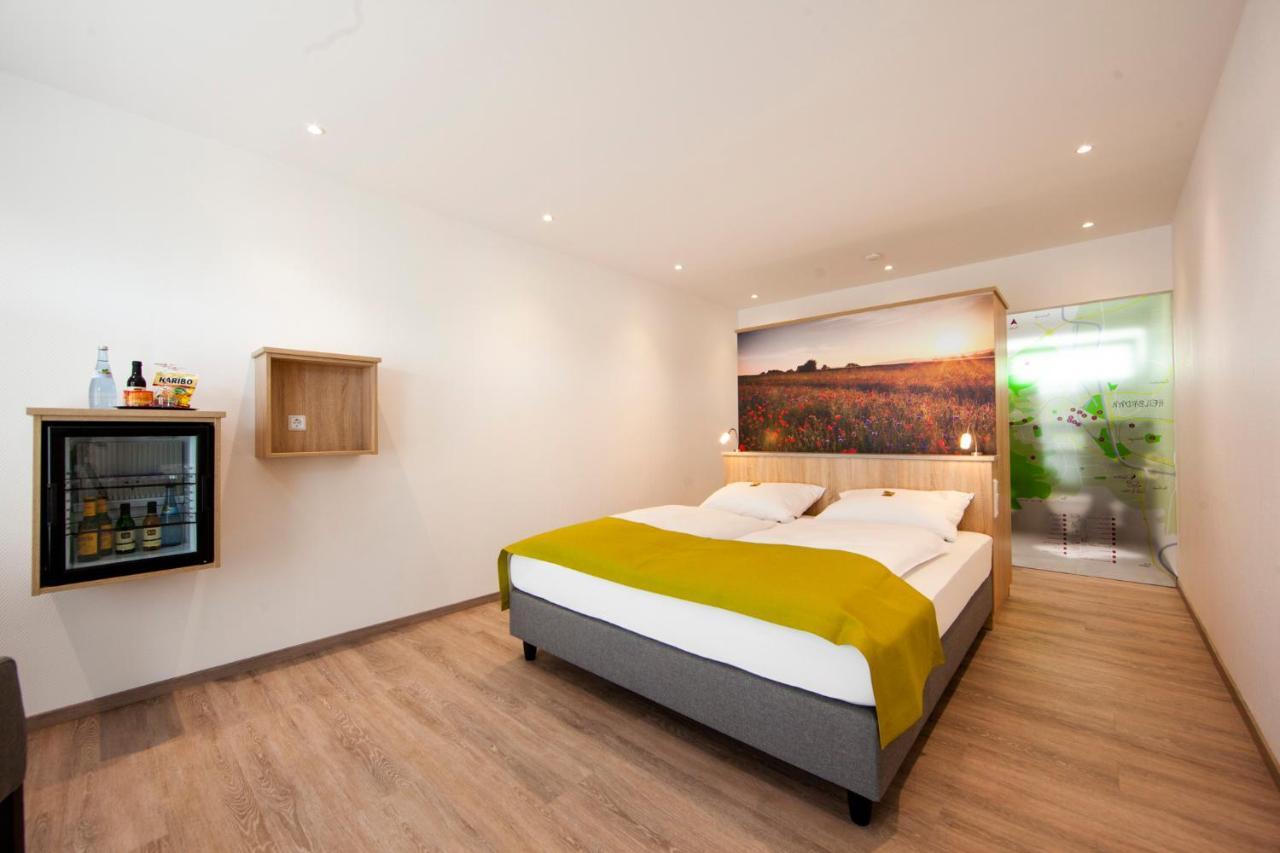 Cafe & Wein Gaestehaus Kurz Heilbronn Kültér fotó